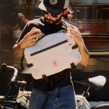 Chrome Kadet Max WP schoudertas