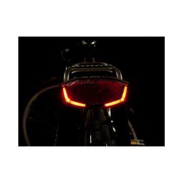 Spanninga fietsachterlicht op batterijen voor Lineo XB bagagedrager