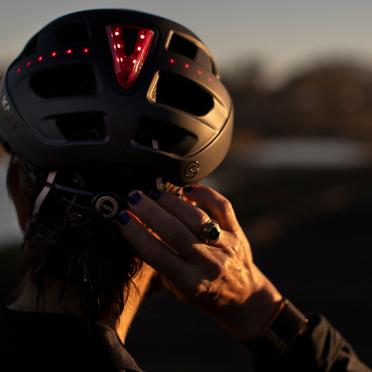 KALI Central Lit stadsfietshelm met geïntegreerde verlichting