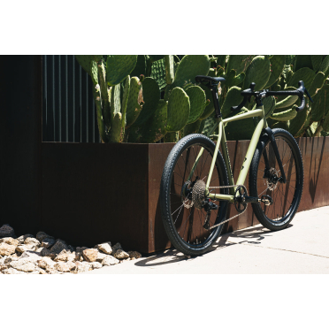 Gravelfiets State Bicycle 6061 Black Label All-Road