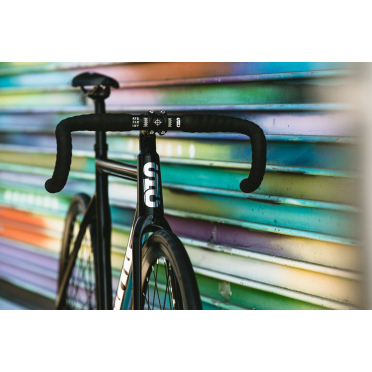 Fixie/singlespeed fiets State Bicycle 6061 Black Label v3
