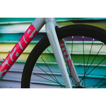 Fixie/singlespeed fiets State Bicycle 6061 Black Label v3