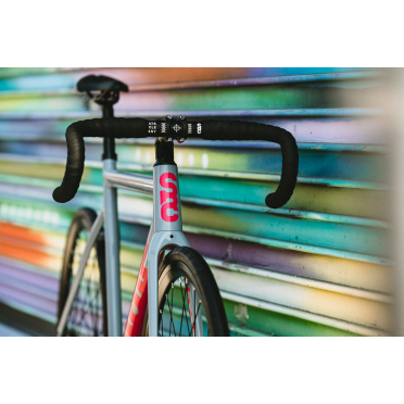 Fixie/singlespeed fiets State Bicycle 6061 Black Label v3