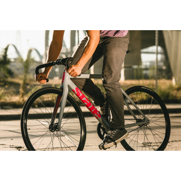 Fixie/singlespeed fiets State Bicycle 6061 Black Label v3