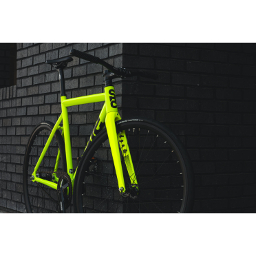 Fixie/singlespeed fiets State Bicycle 6061 Black Label v3