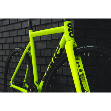 Fixie/singlespeed fiets State Bicycle 6061 Black Label v3