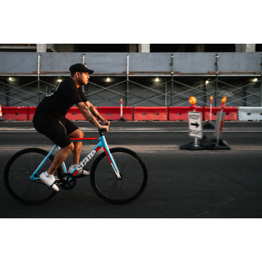 Fixie/singlespeed fiets State Bicycle 6061 Black Label v3