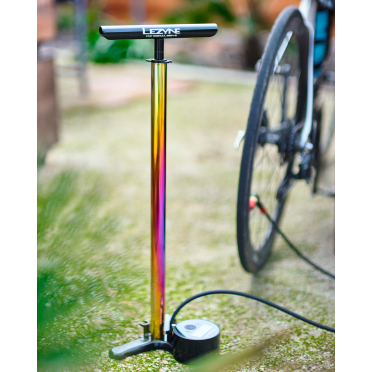 Fietsvloerpomp met manometer Lezyne CNC HP Digital Drive